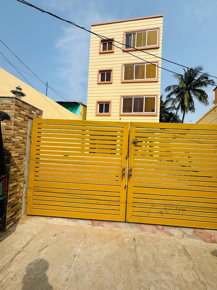 Goroomgo Golden Homes Puri view 4