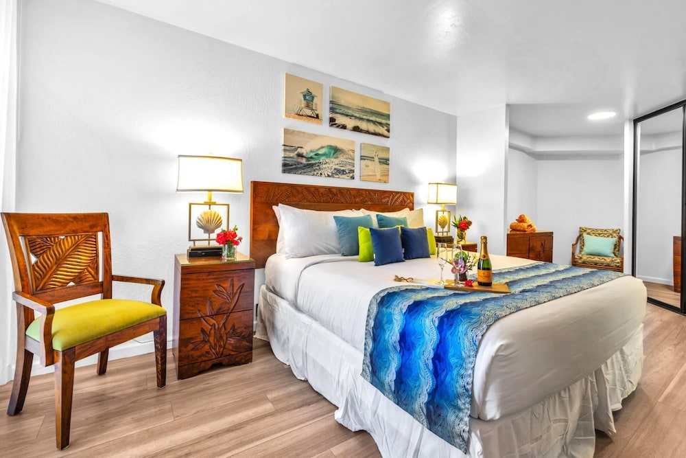 NEW KBM Resorts Free CAR Kaanapali Shores 6th Floor Ocean View Suite Steps to Pool and Beach Ks-616