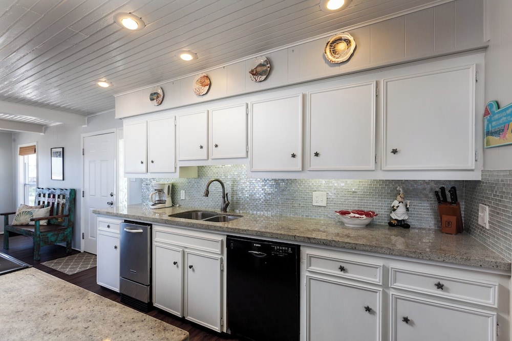 Bermuda Blue by Ryson Vacation Rentals