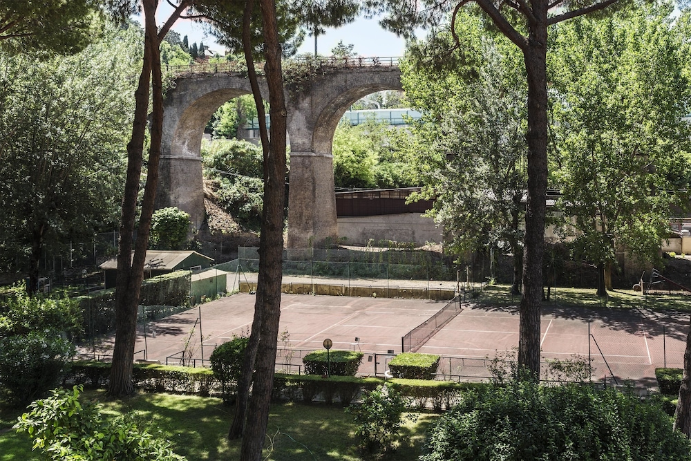 Dulcis In Vatican