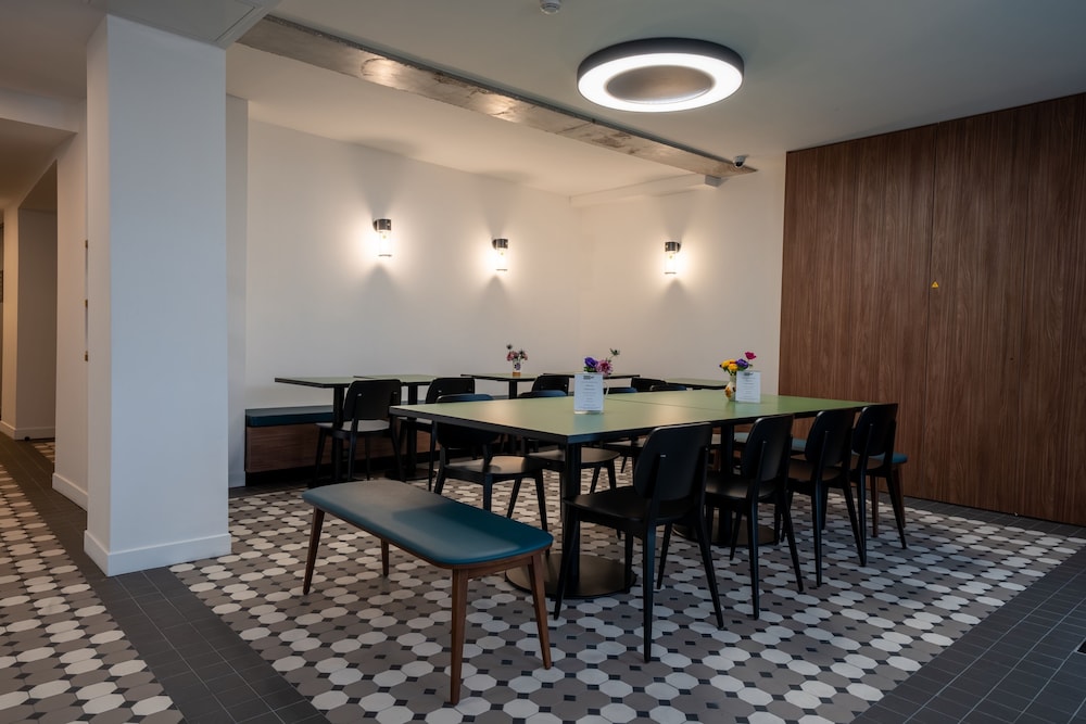 meeting & event spaces