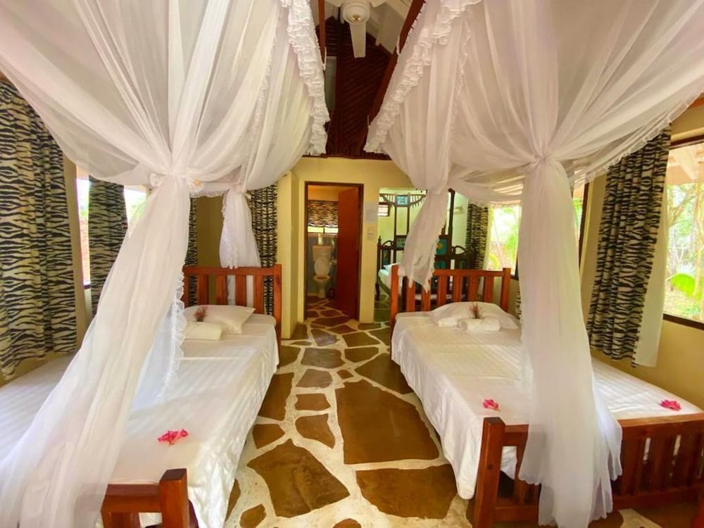 Kijani Cottages Diani view 4