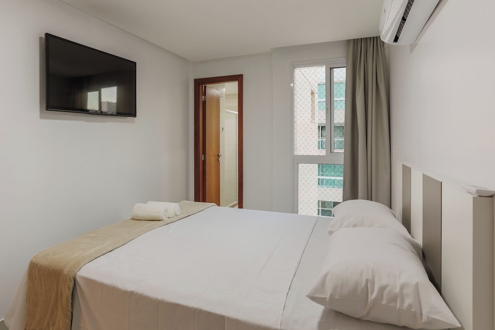 Ocean View Apt Just 110m From the Beach - Evo0801