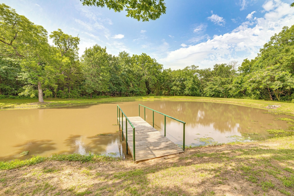 Peaceful & Private - North Texas Family Escape!