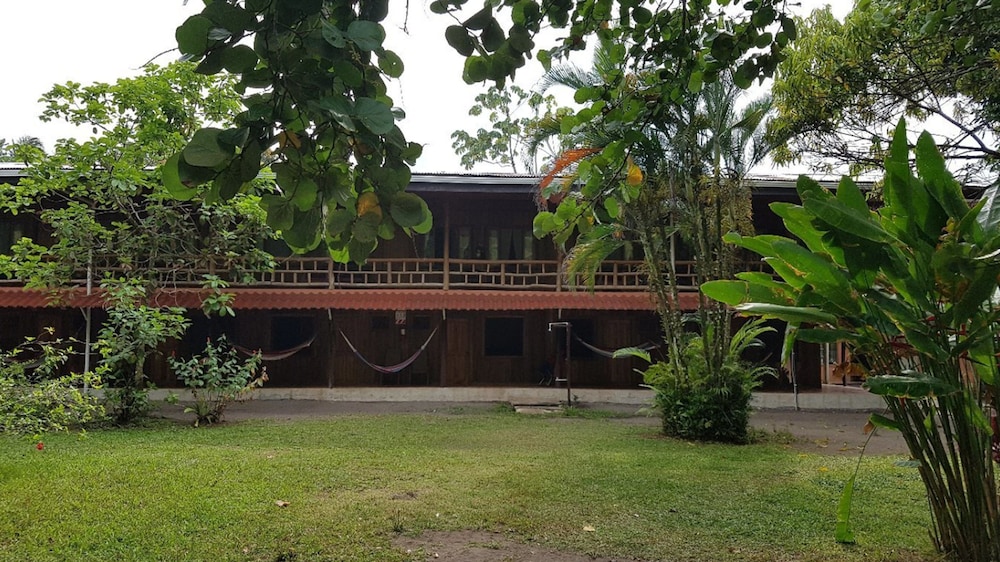 Miss Junies Lodge