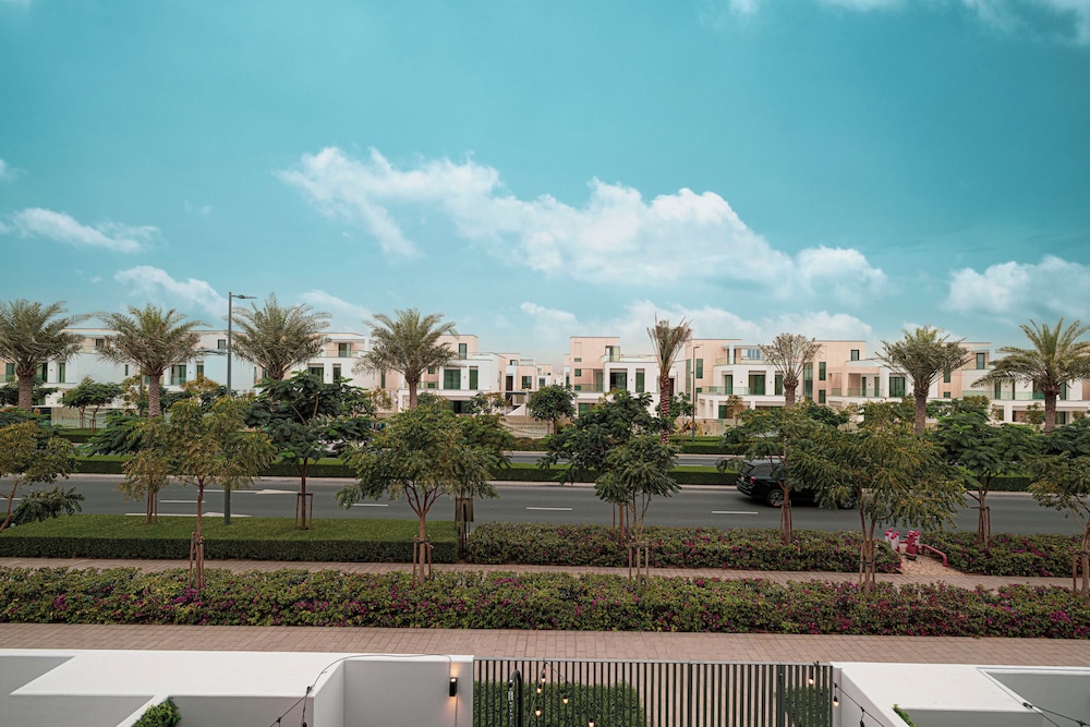 Arabian Ranches 3 Luxury 4 Bedroom Villa