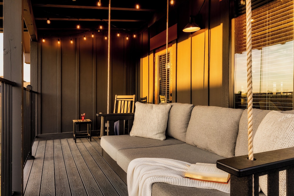Smith Creek Reserve Luxury Cabins
