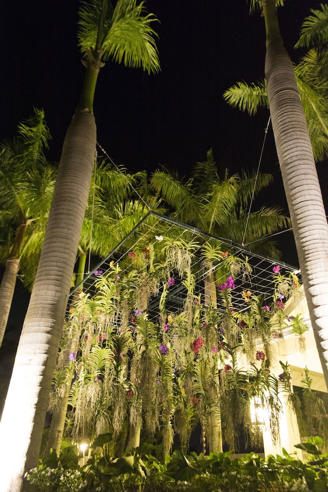 VH Atmosphere - Adults Only - Property Image 8