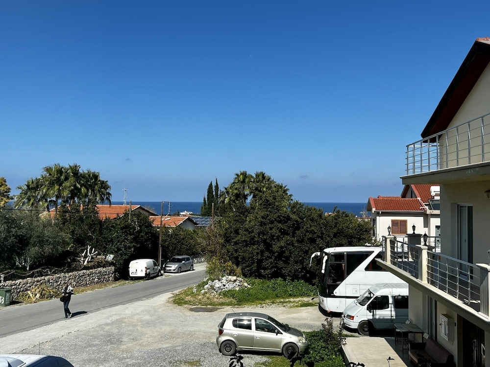 Convenient Sea View Flat in Central Kyrenia