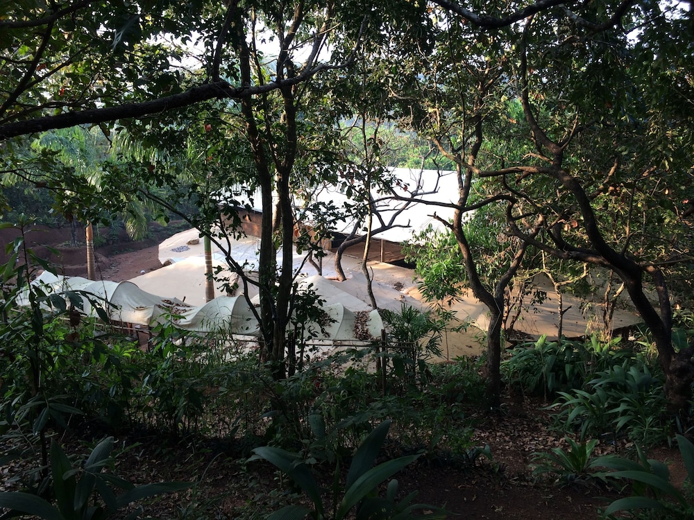 Khaama Kethna Wellbeing Retreat Centre