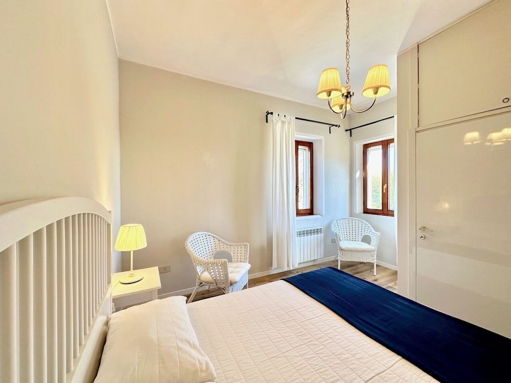 Room-the Girasole in Country House With photo 2
