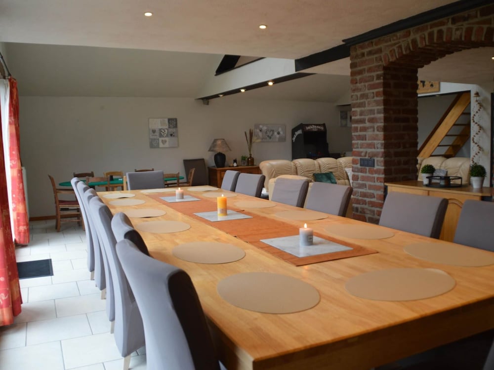 Verviers Villa With Sauna