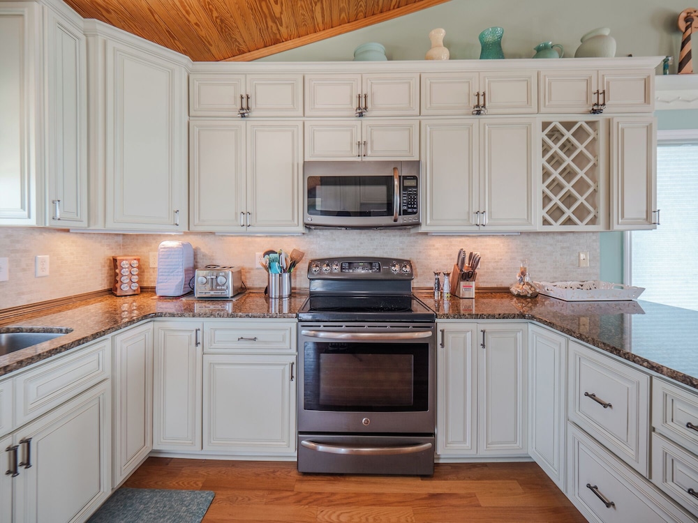 10,000 Reasons by Topsail Realty