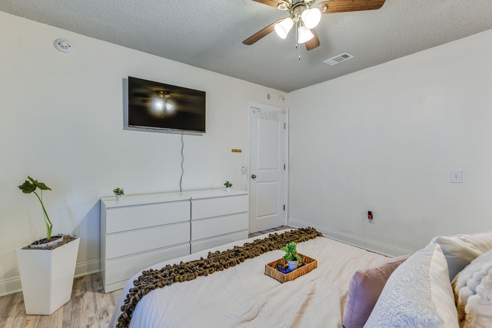 Private Yard & Patios: Family Home in Laplace!