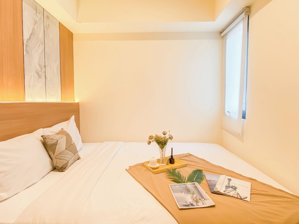 Best Living 2Br At Meikarta Apartment