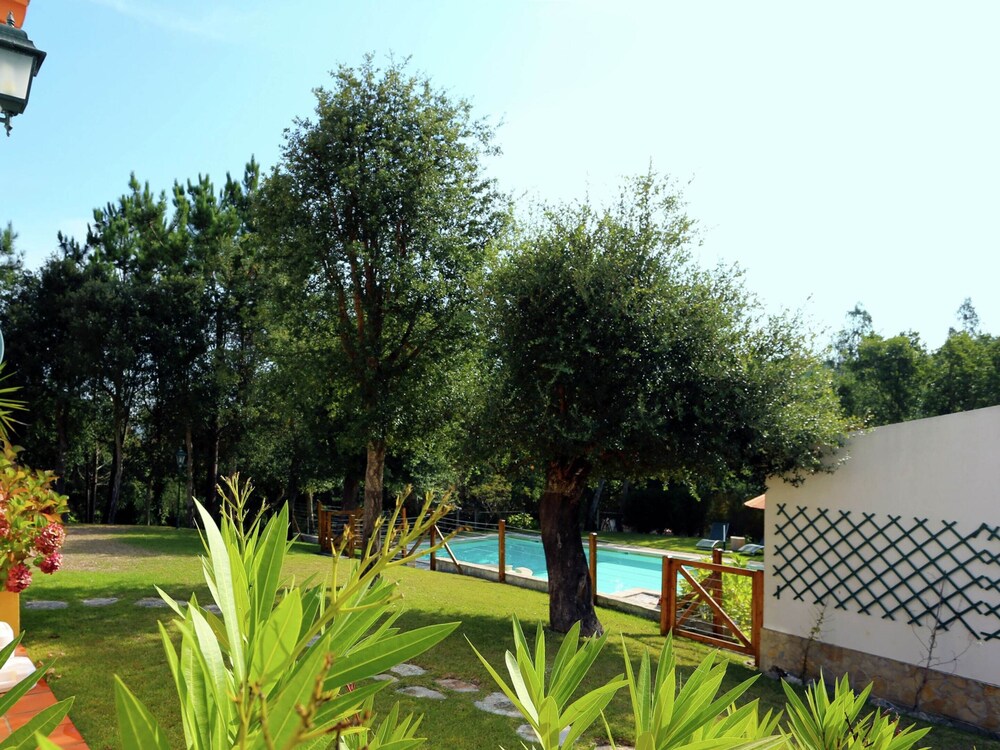 Family Retreat With Pool; Caldas da Rainha