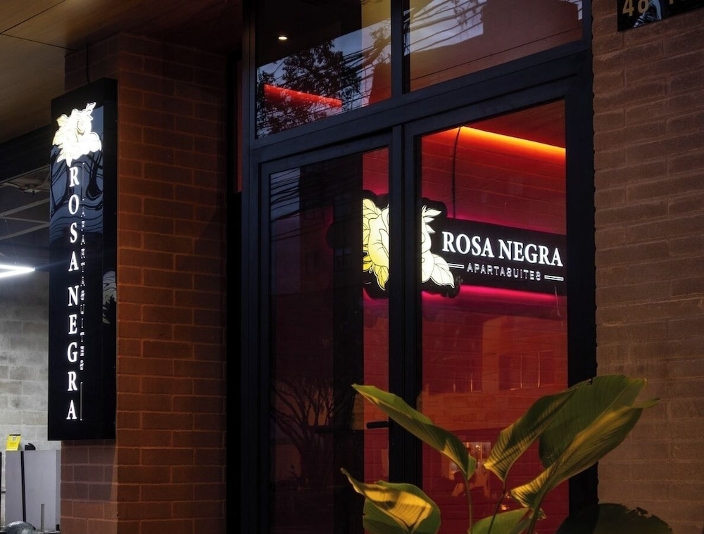 Stadio Haven Rosa Negra Cozy Suite
