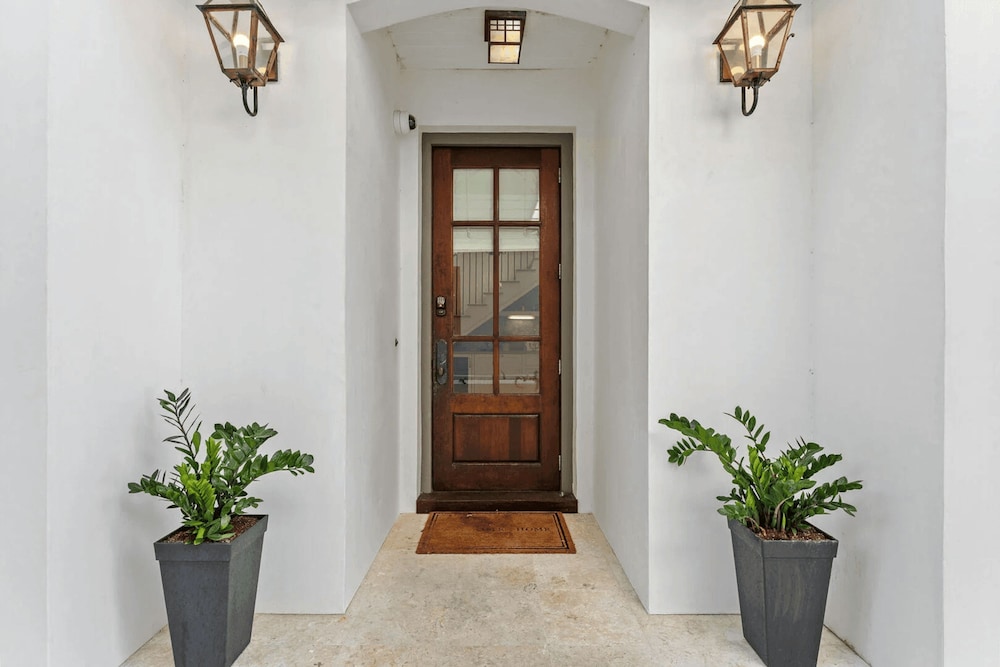 Rosemary Bluegrass by Avantstay LUX Downtown Rosemary Private Pool