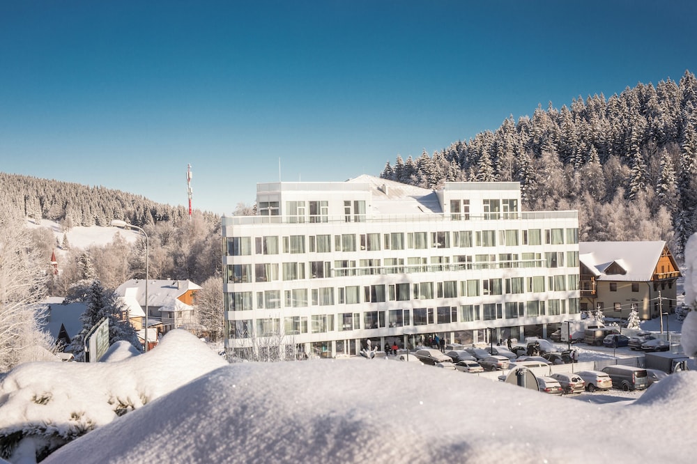 Aparthotel Biała Perła – Czarna Góra Resort | Sun & Snow