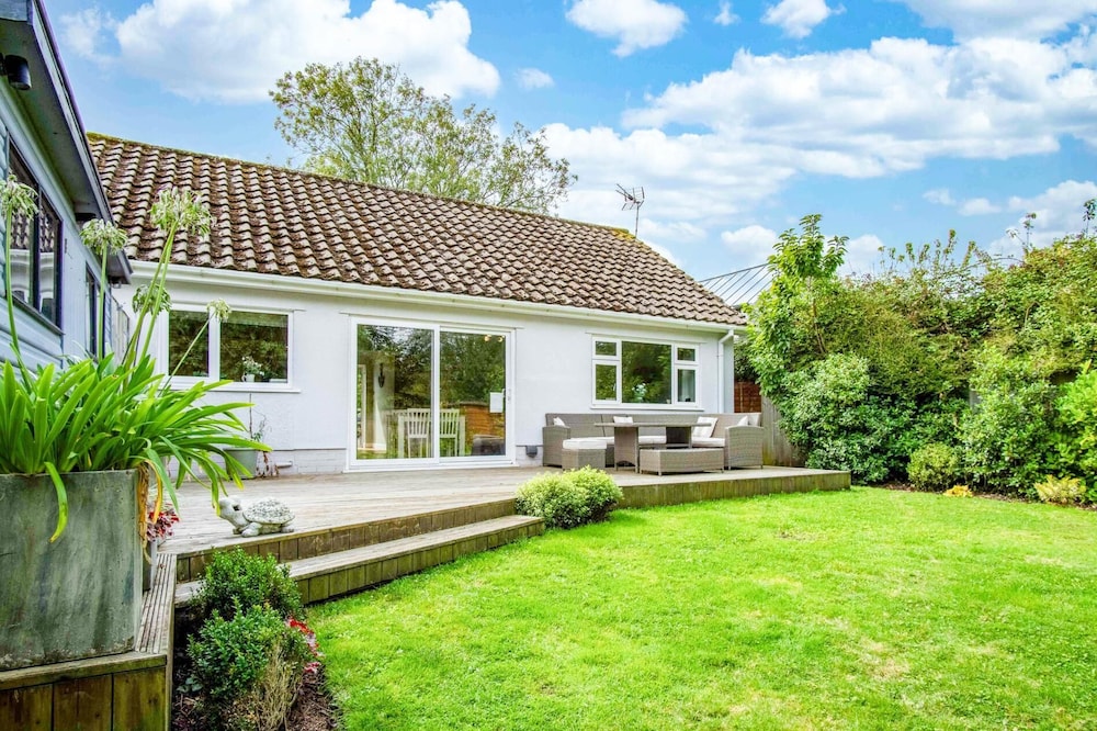 Marshmallow - 2 Bedroom Cottage - Oxwich