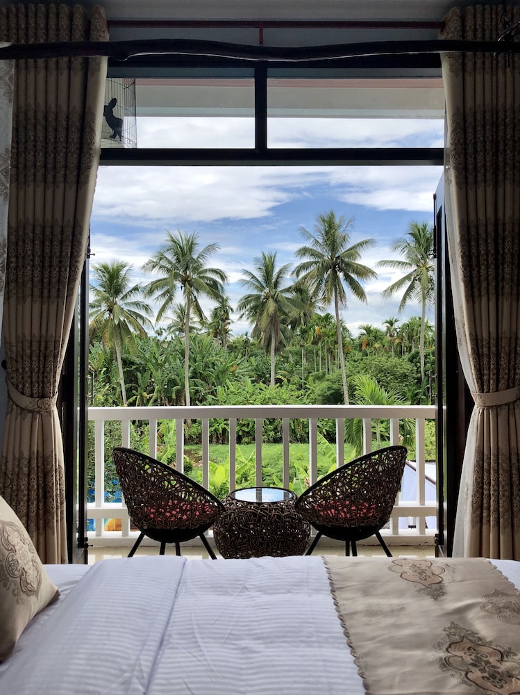 VIP Garden Villa and Pool