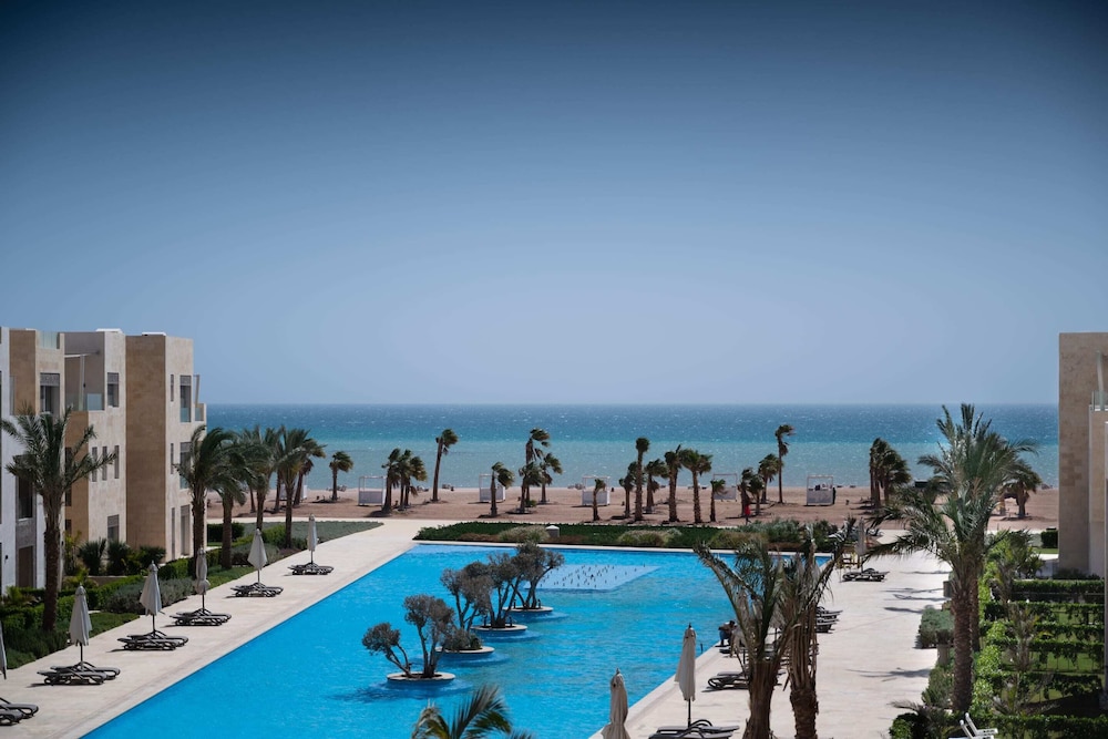 Xuru Stays I Roomy & Relaxed 1bdr @ Mangroovy Free Beach & Pool