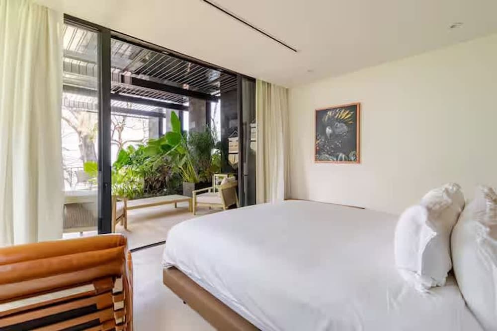 w Amazing 6BR Villa w Swimming Pool in Costa Rica