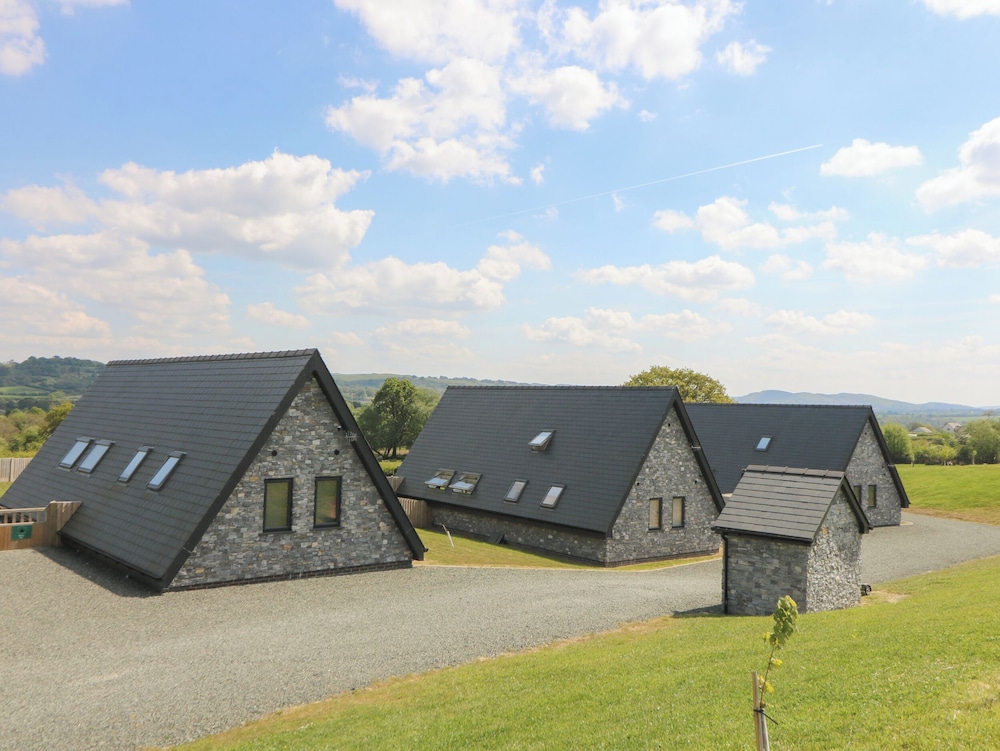 Brecknock Cheviot - The Sheepfold