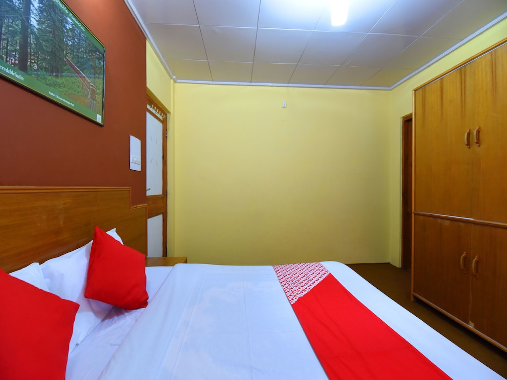 OYO 14257 Home Pleasant Family Studio at Prini