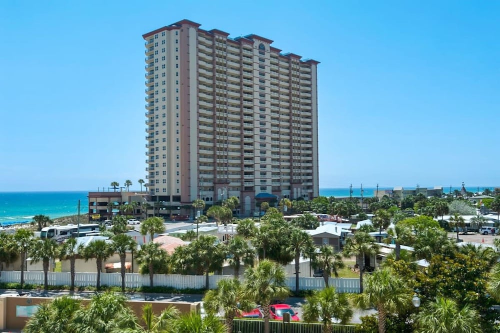 Coastal Condo 707 by Brightwild Beachfront