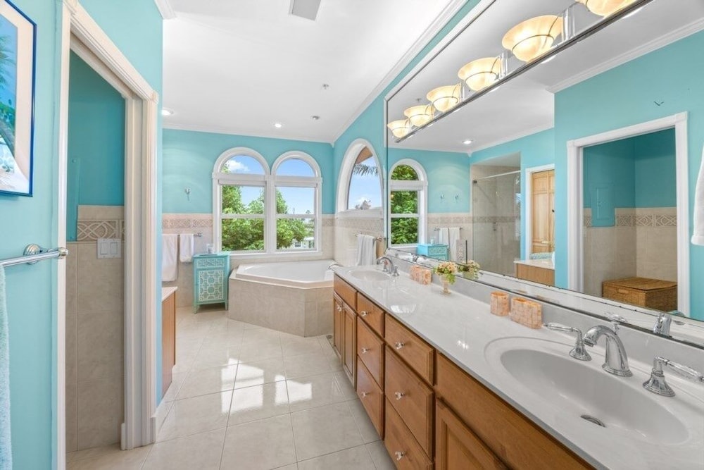 Paradise Found 4 Bedroom Home