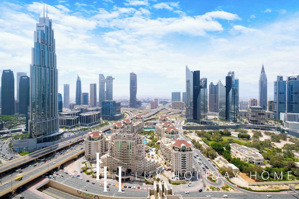 LUX The Burj Khalifa Downtown View Suite