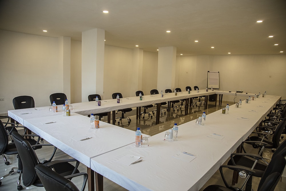 meeting & event spaces