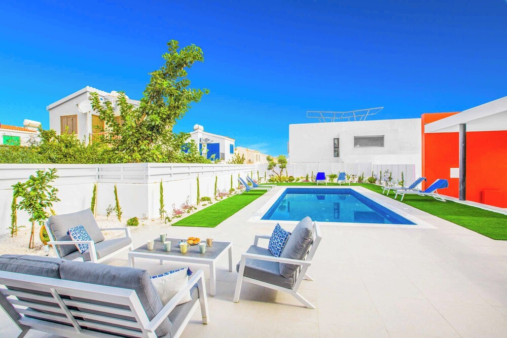 Villa Pontus CR5