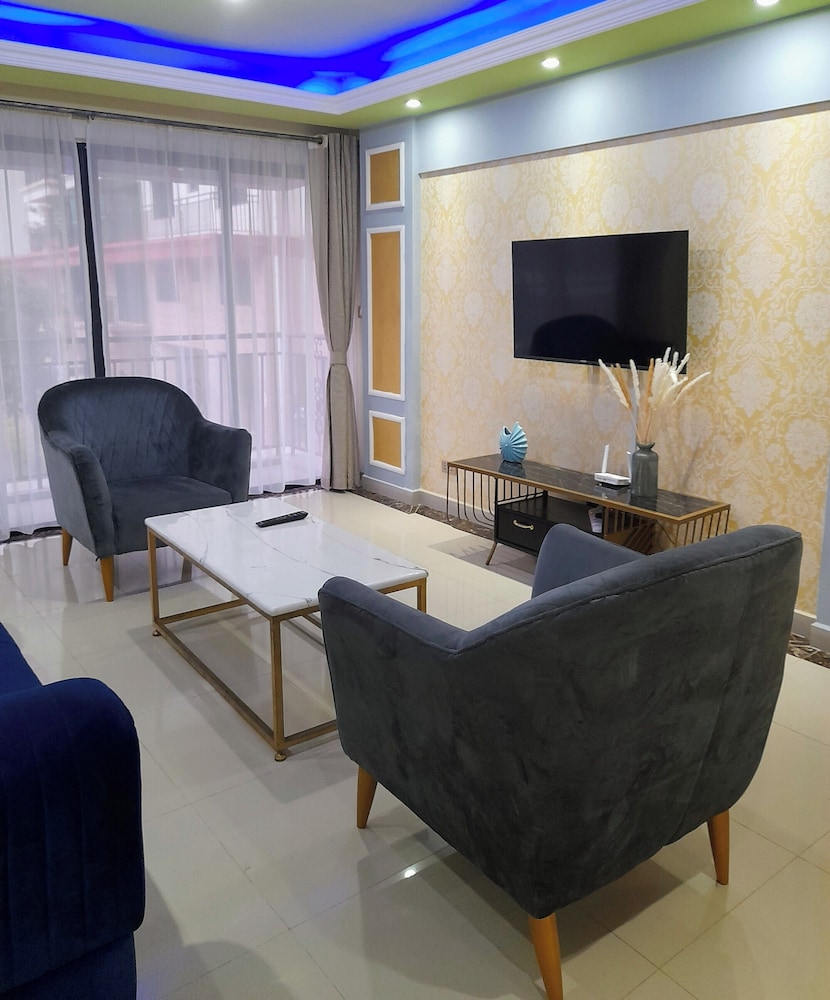 Luxurious Nairobi Apartment With Shared Pool and City Views
