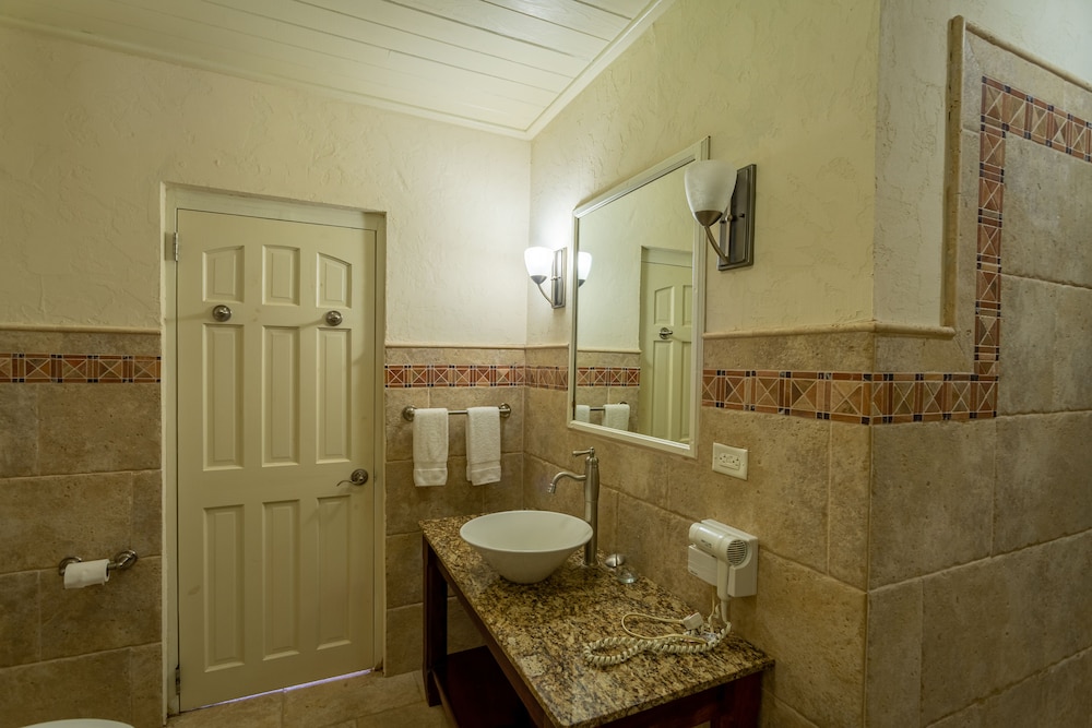 Rosalie Bay Eco Resort & Spa - Photo 40