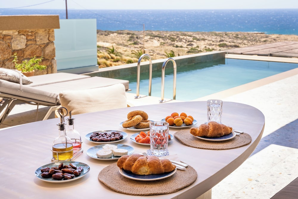 Vala Luxury Villa B
