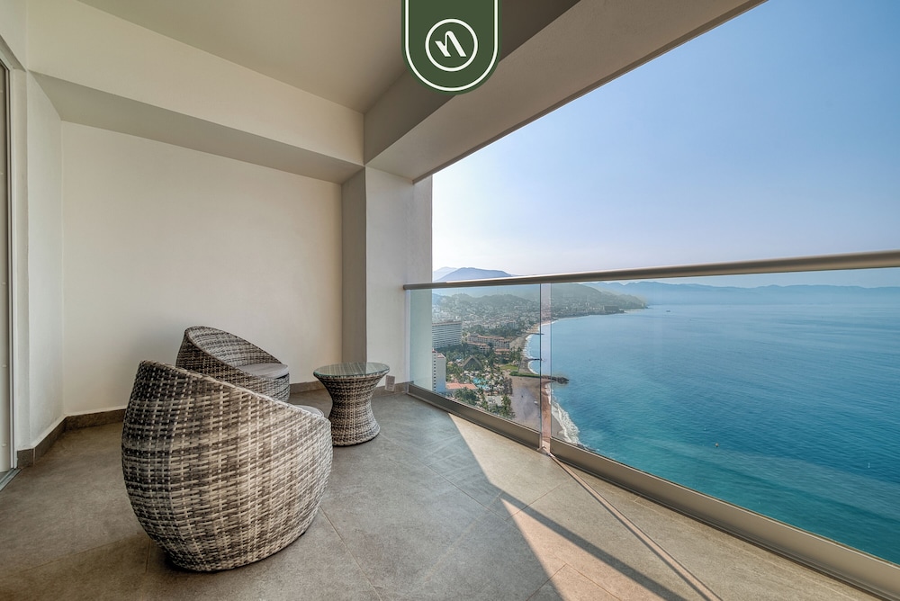 Harbor 171 by Naya Homes