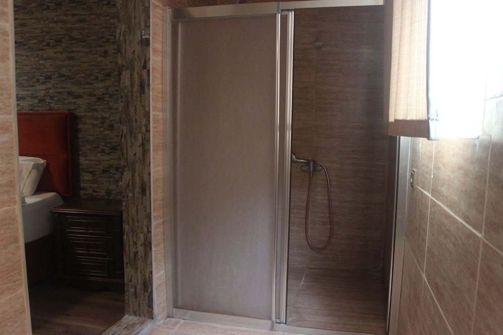 Photo 46