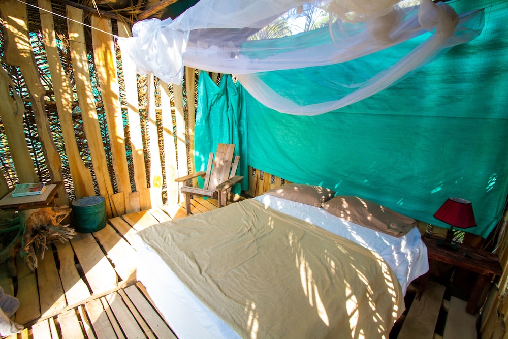 Miguel Surf  Camp