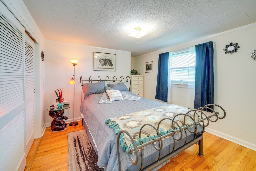4 Mi to Off-road Park: Beckley Area Townhome