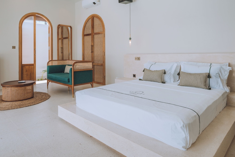 Lumora Boutique Villas