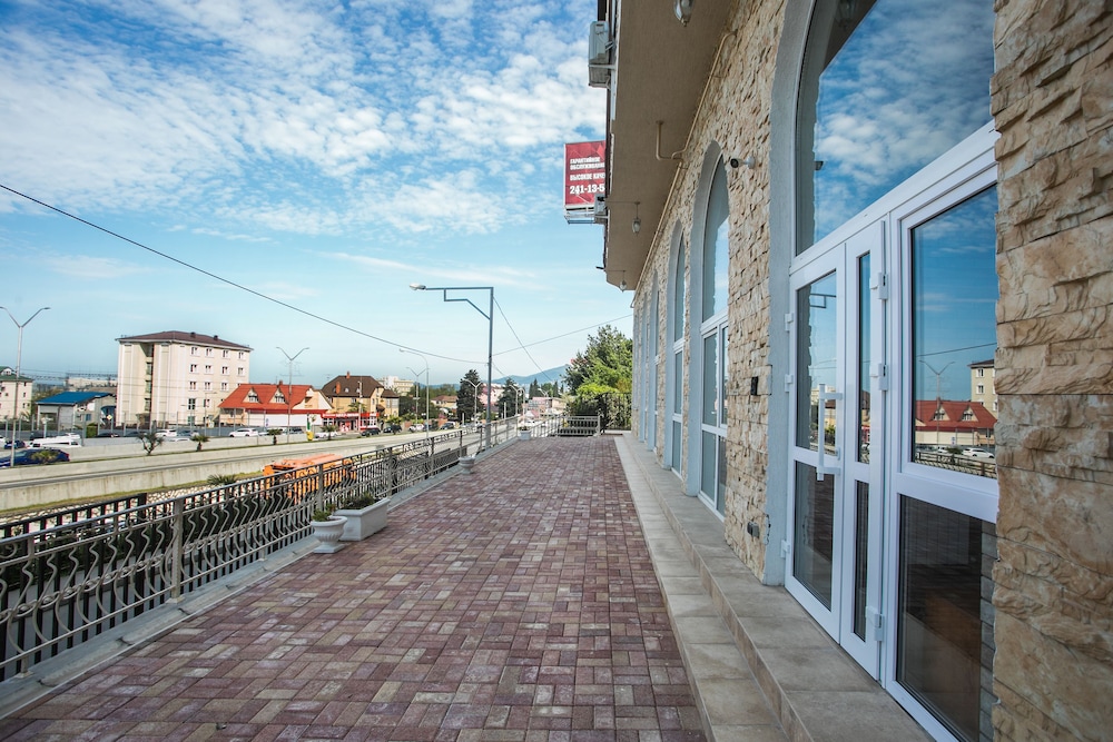 Station - Hostel