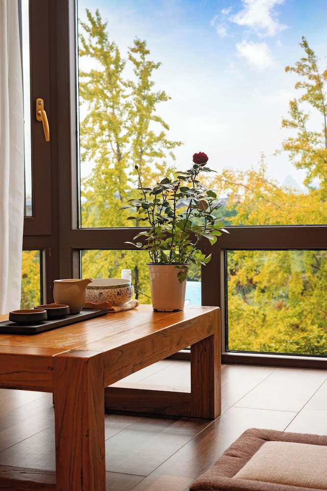 Li River Resort Villa Hotel
