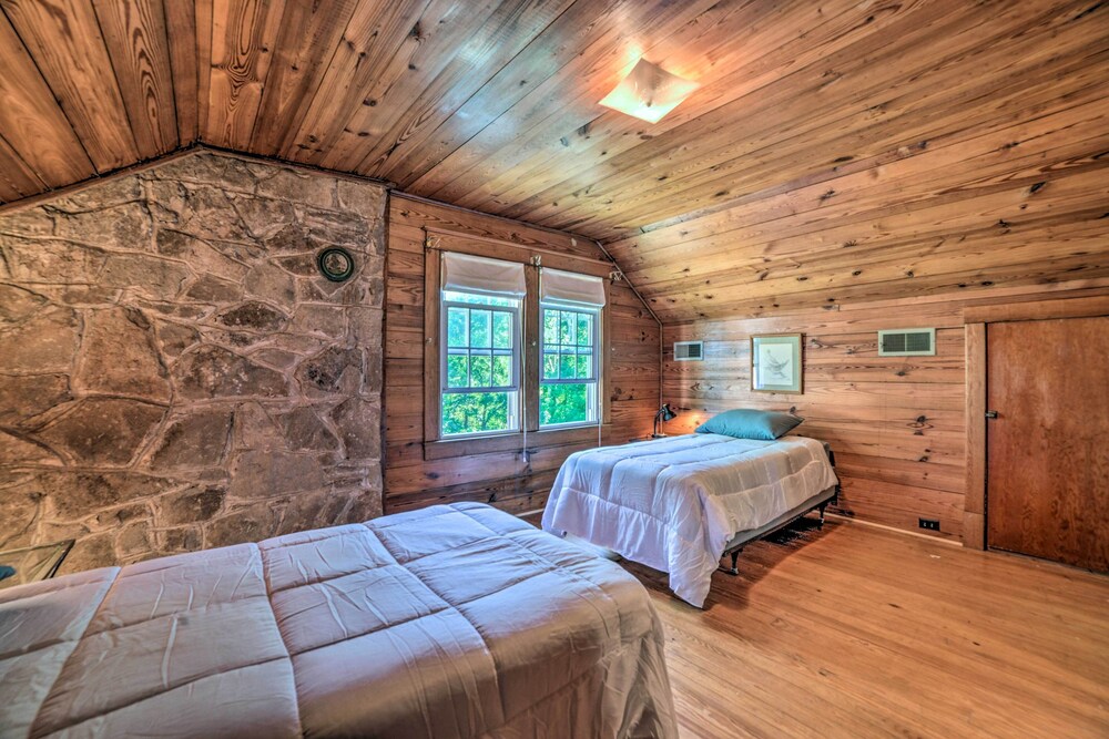 Rustic Dover Retreat w/ Porch - Walk to Boat Ramp!