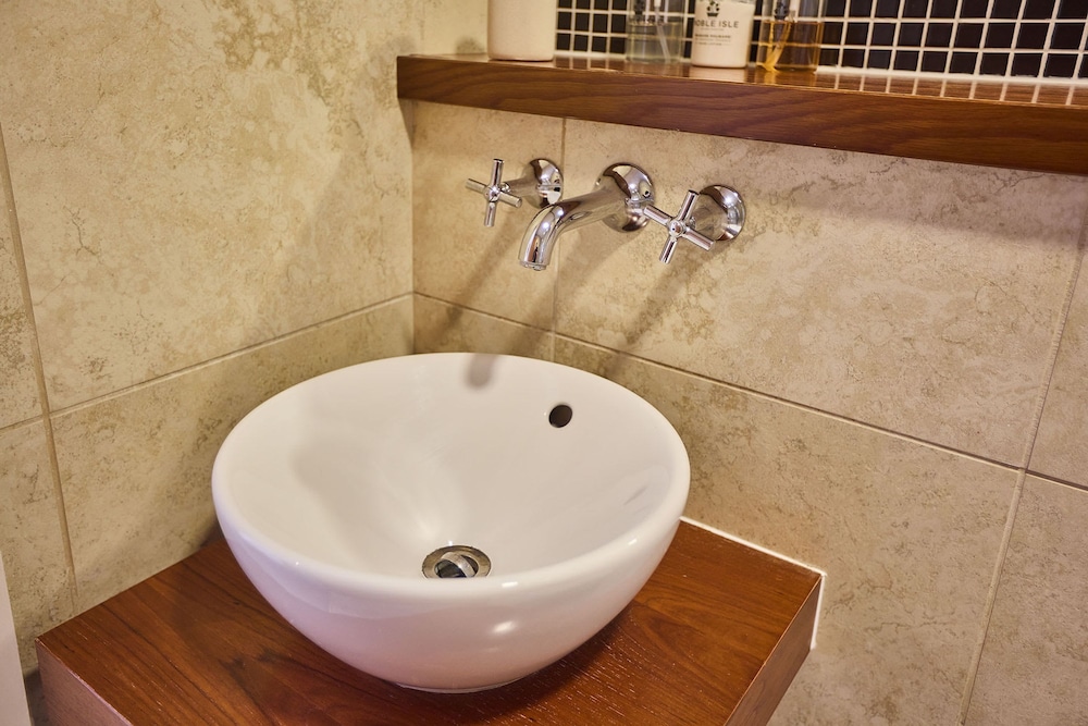 Host Stay Waterside