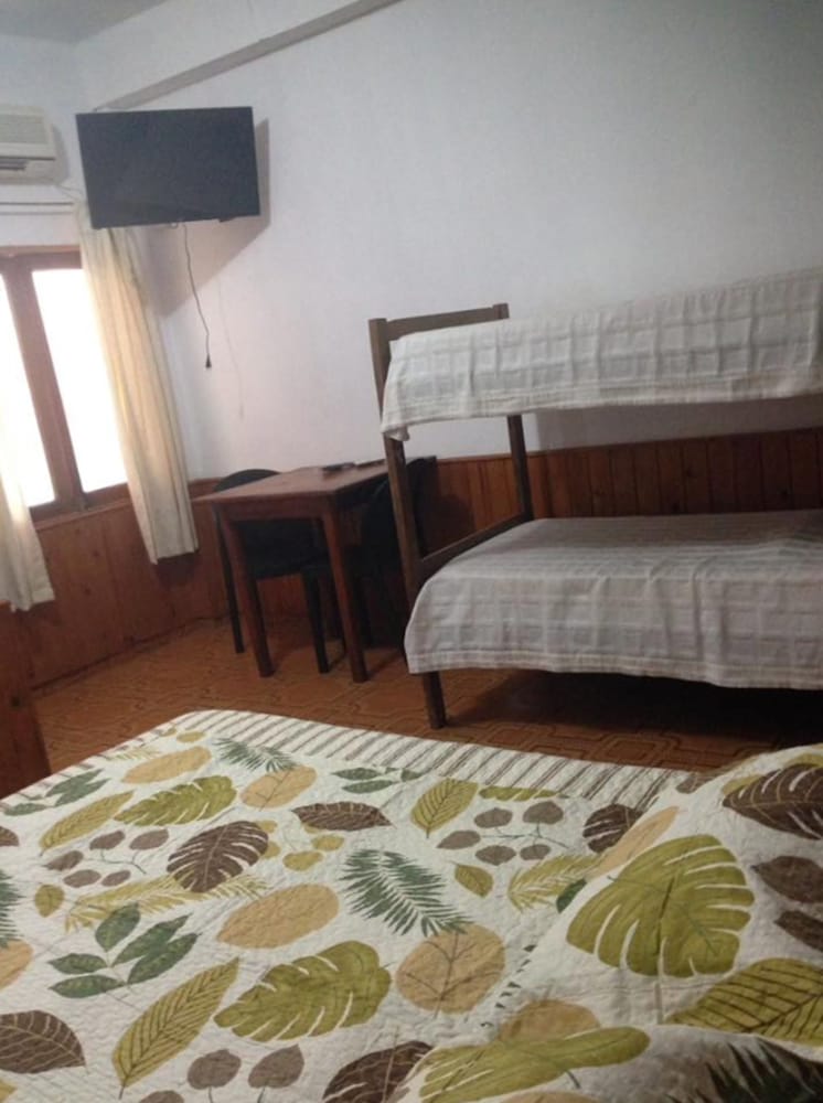 Hospedaje Los Pinos