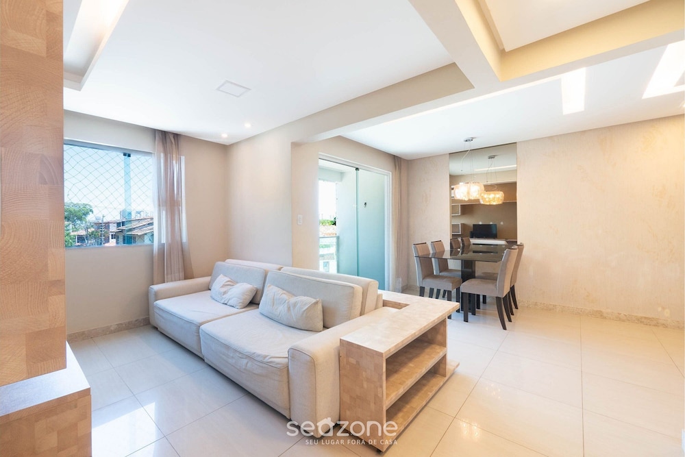 Apt. w/ Balcony 500m From the Beach Rei0206