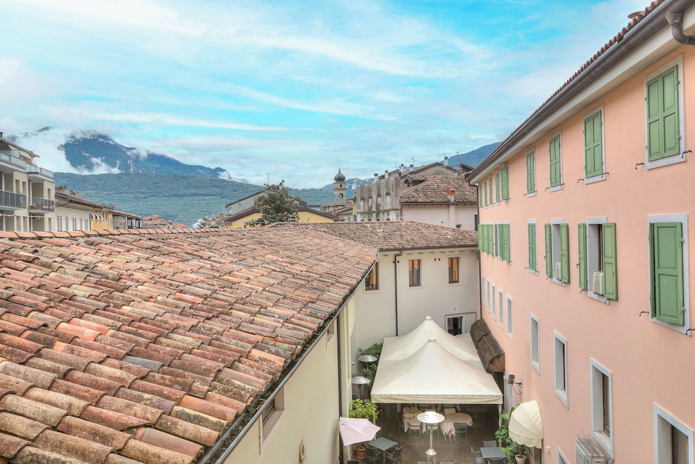 Lake Garda Home