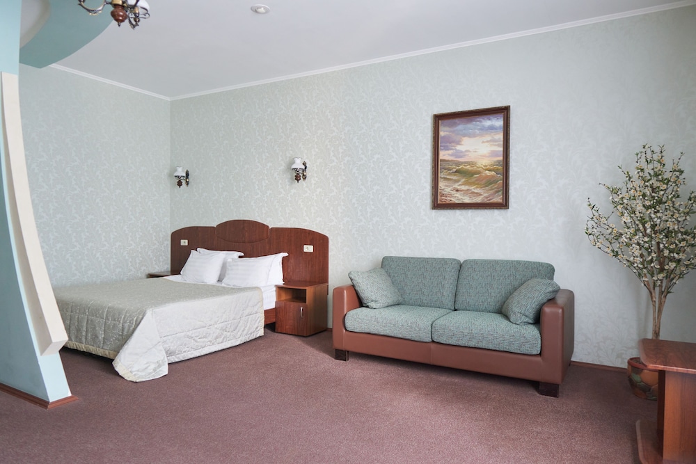 Almaz Hotel